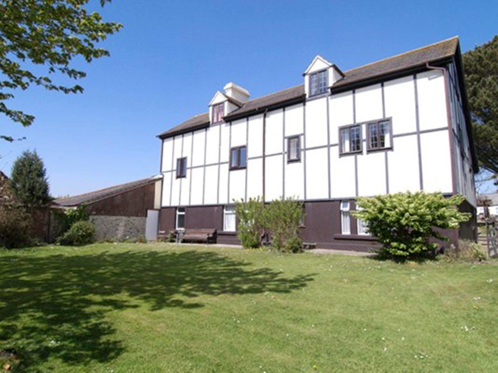 Smithaleigh Farm Rooms And Apartments Sparkwell Exterior photo